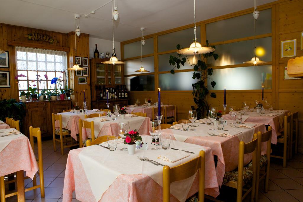 Altavilla Locanda E Tipica Trattoria Bianzone Exterior photo